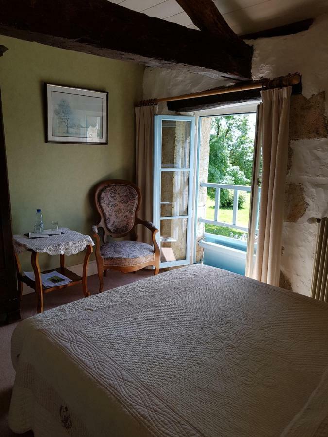 Domaine De Sonnard Hotel Castera-Verduzan Bagian luar foto